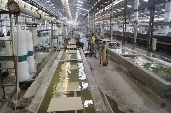 陶瓷廠廢氣惡臭讓人苦不堪言，Dejing的凈?除臭劑幫助企業(yè)達(dá)標(biāo)排放！.jpg