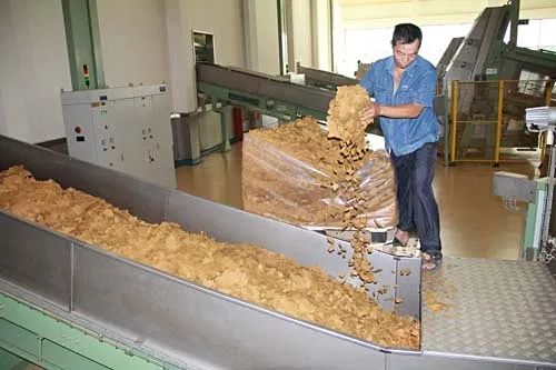 煙草加工異味廢氣危害大，快速除臭就用Dejing的凈除臭劑！.jpg